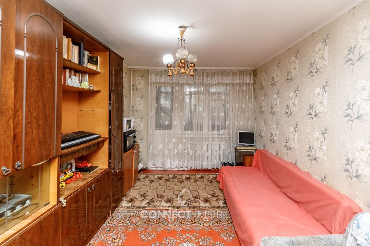 Bd. Cuza Voda, Botanica, Chisinau